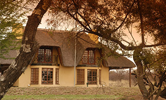 Mongena Game lodge Dinokeng