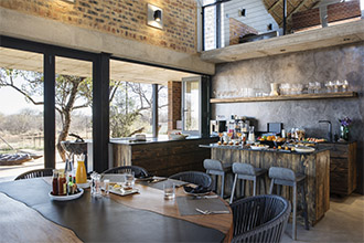 Nako Safari Lodge